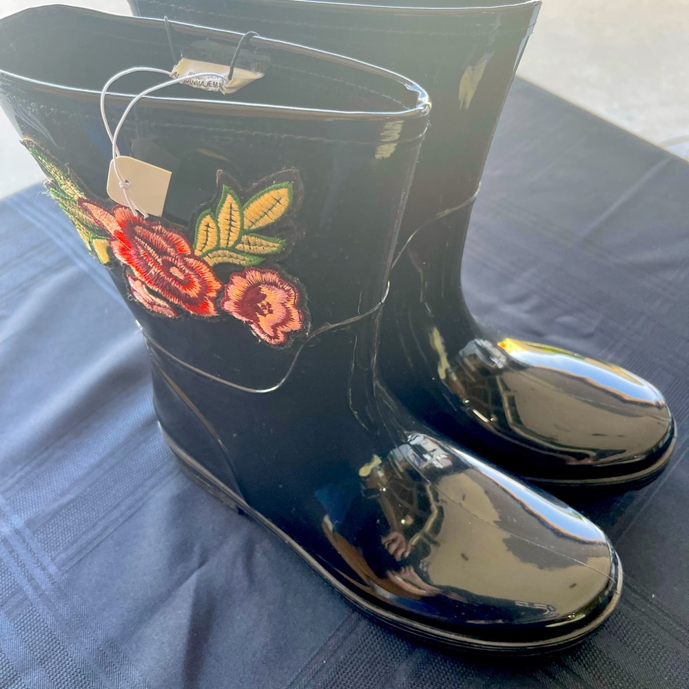 Women’s Target Rain boots